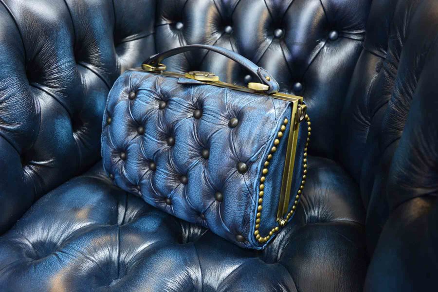 blue-vintage-leather-vintage-handbag-harleq