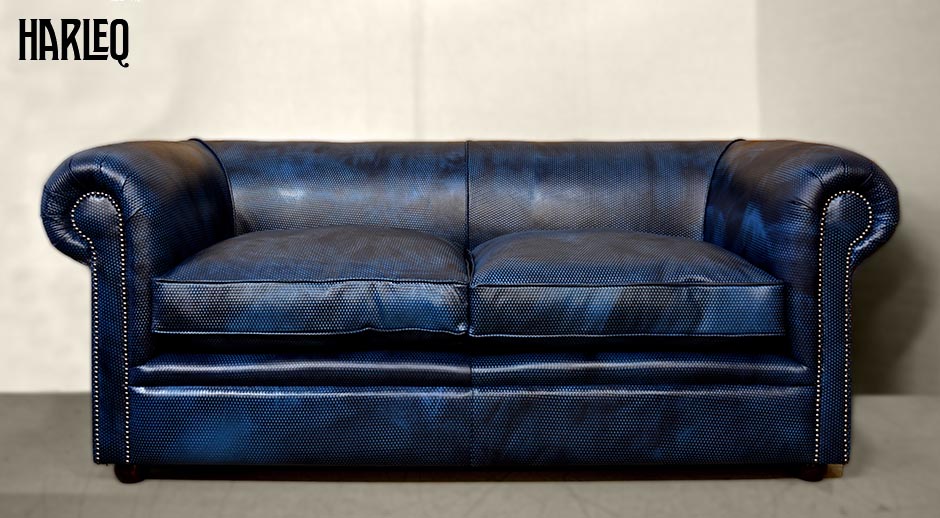 modern-design-chesterfield-sofa-luxury-blue-leathers-embossed